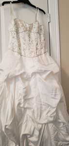 Size 13 Wedding Style Dress